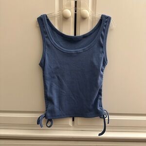 Blue Sleeveless Women's Cropped Tank Top Size Small NWOT